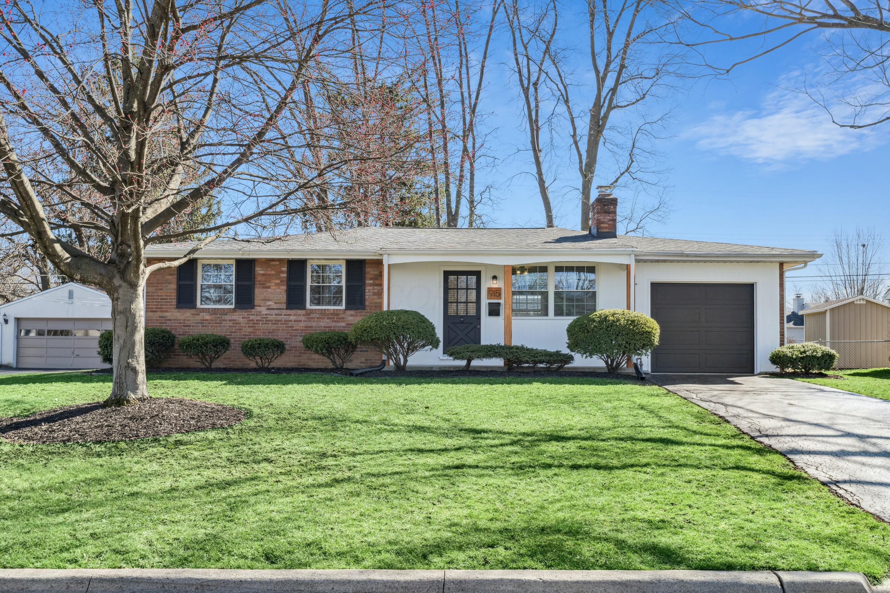 Brentford Dr, Columbus, OH 43220
