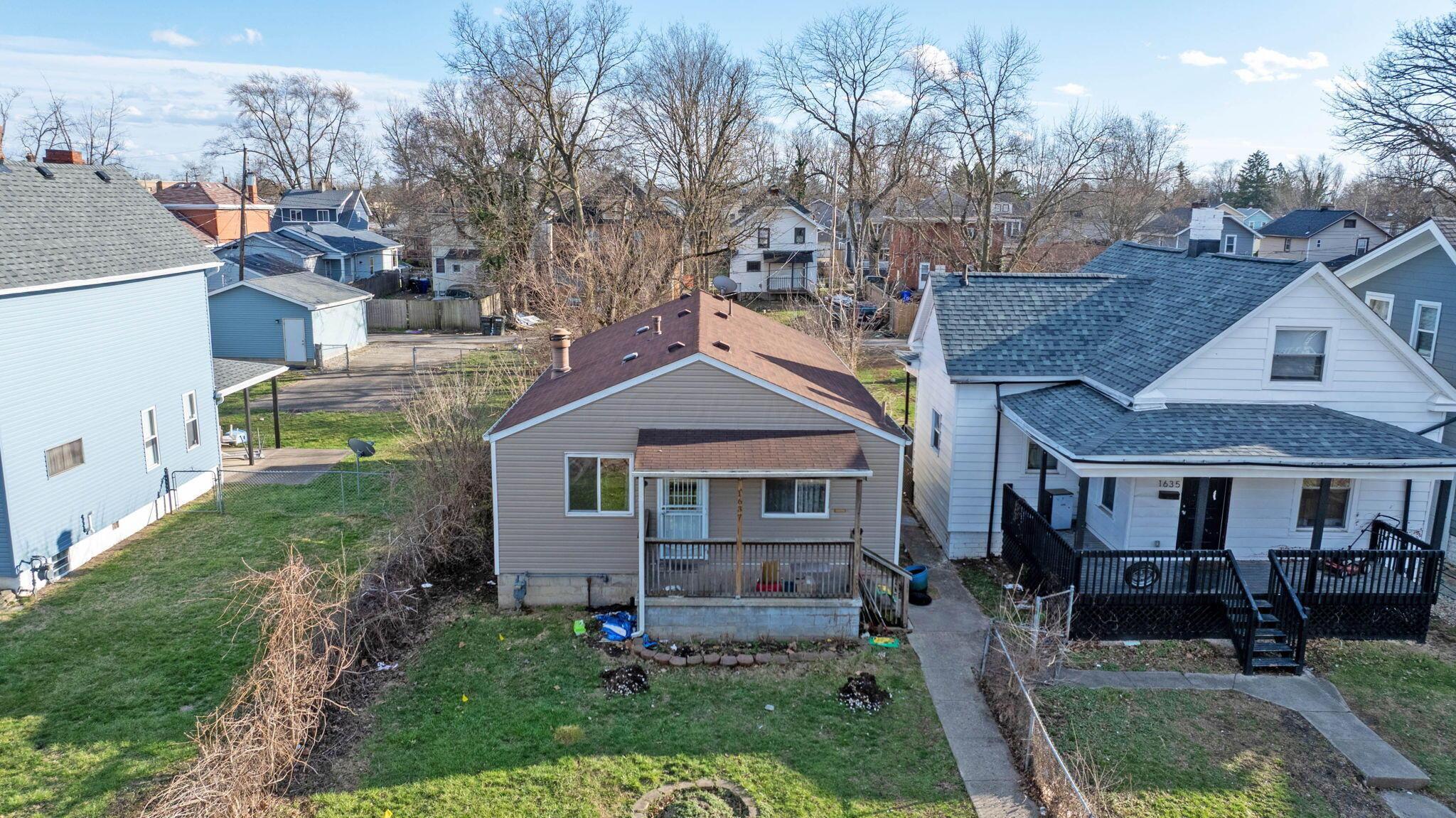 Genessee Ave, Columbus, OH 43211