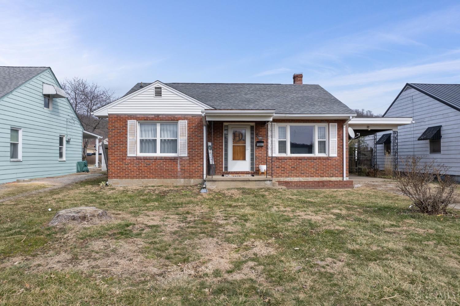 Elizabeth St, Ripley, OH 45167