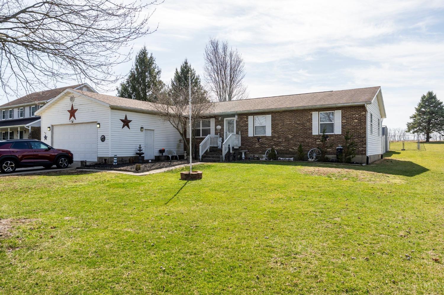 W Main St, Leesburg, OH 45135