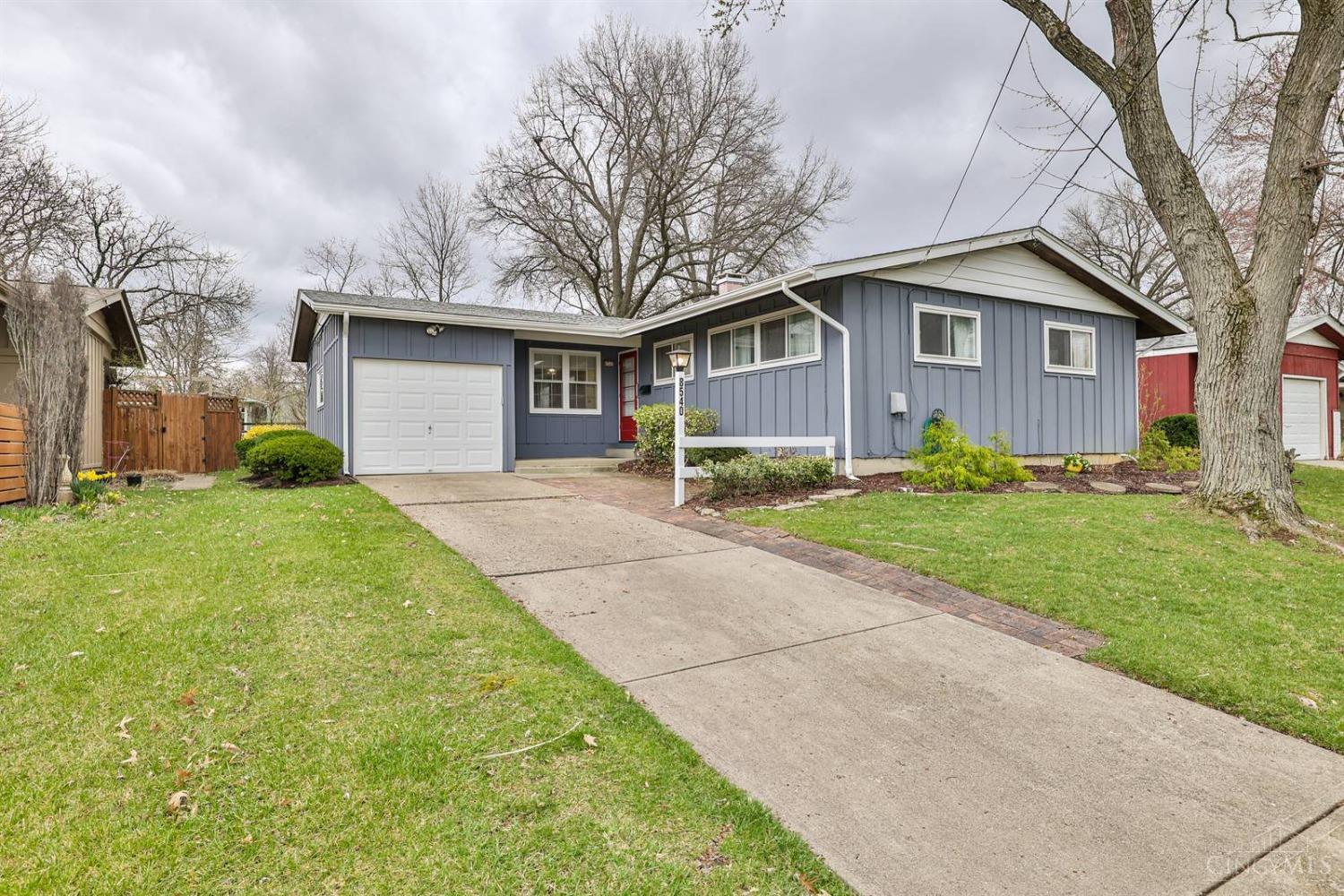 Pringle Dr, Cincinnati, OH 45231