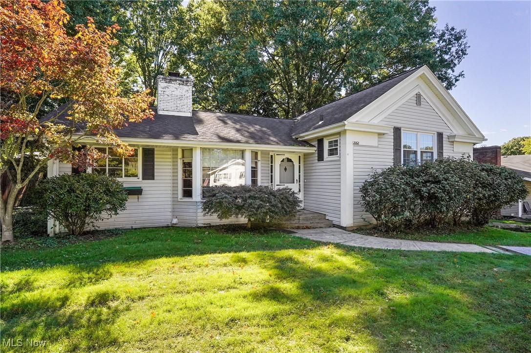 Larchmont Rd, Akron, OH 44313