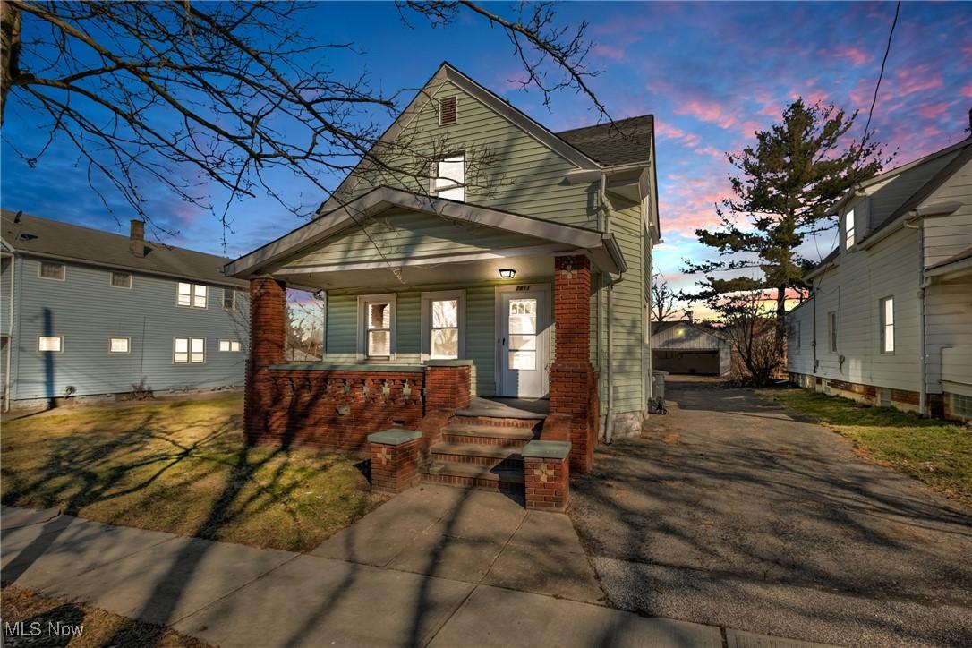 Vineyard Ave, Cleveland, OH 44105