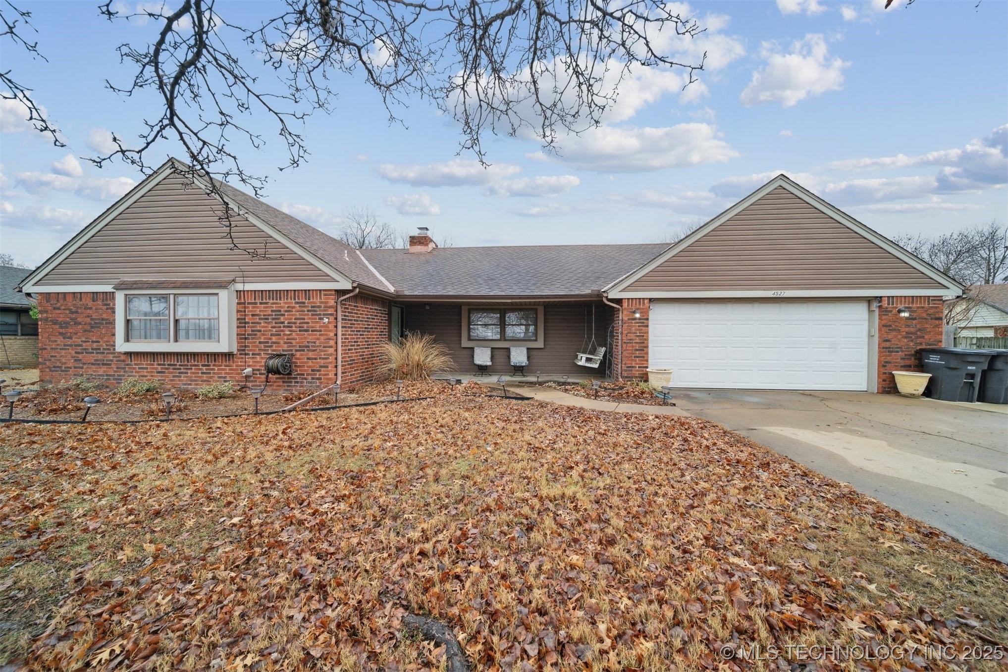 Se Barlow Dr, Bartlesville, OK 74006
