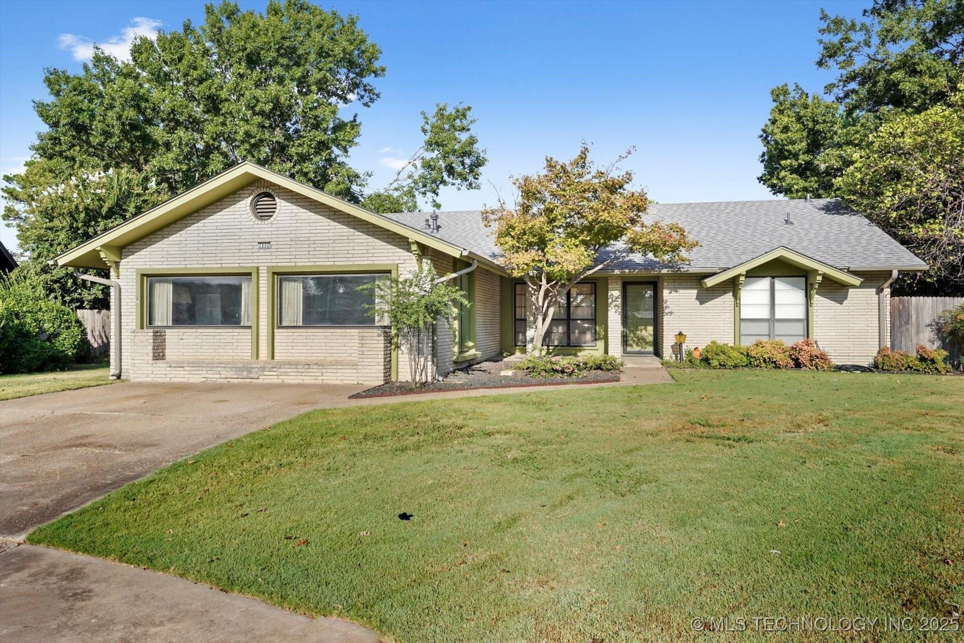 S 109th Ave E, Tulsa, OK 74129