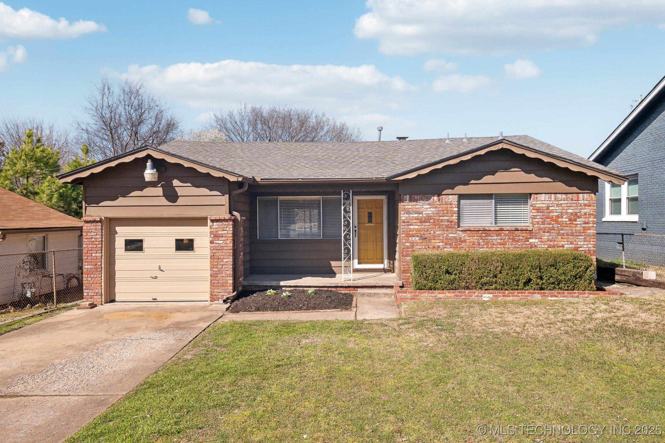 E 4th St, Tulsa, OK 74112