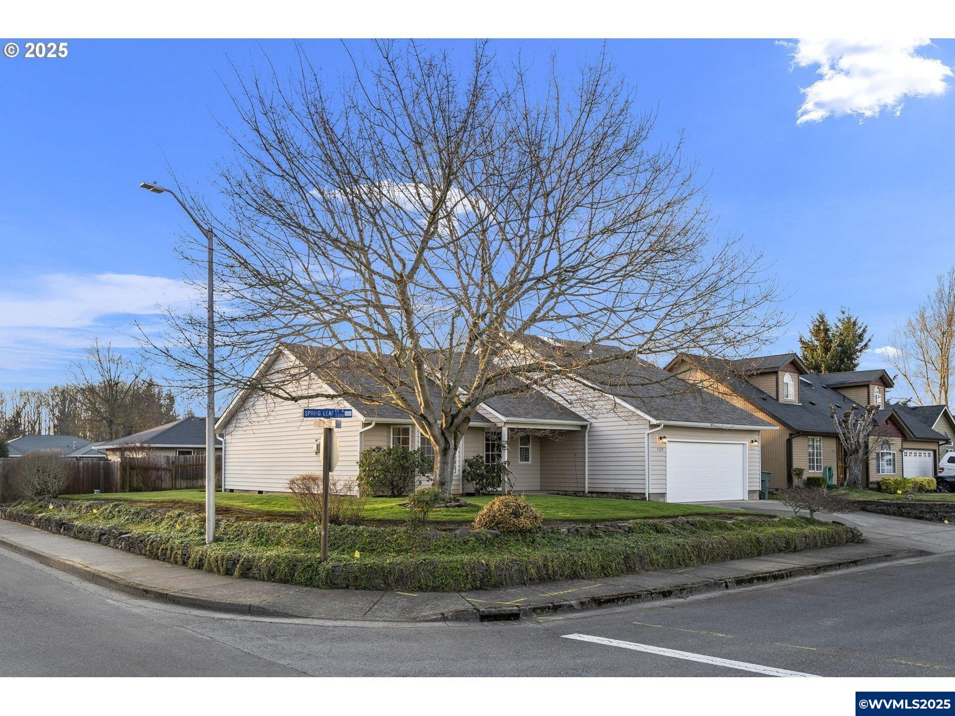 Spring Leaf Ct N, Keizer, OR 97303