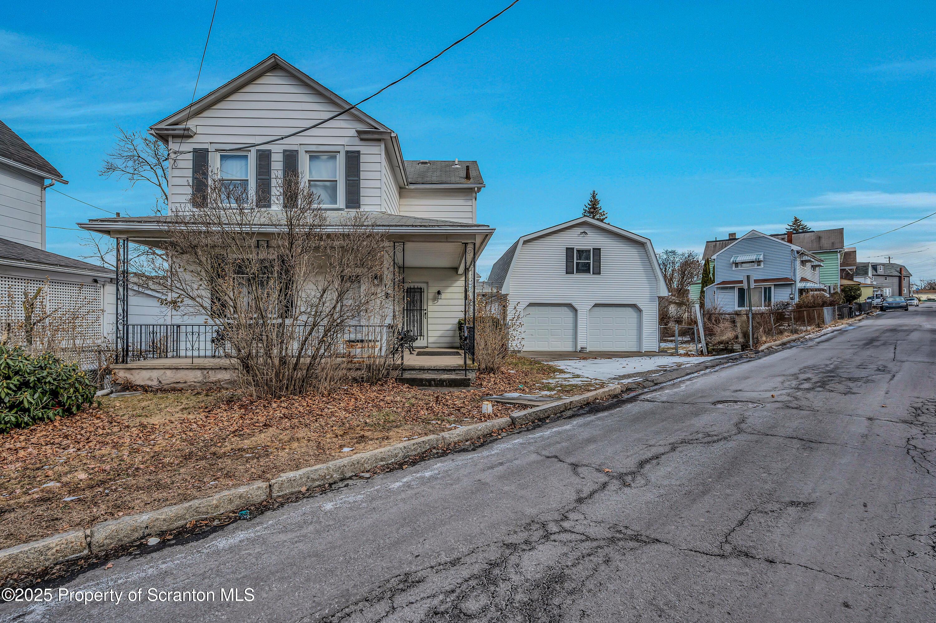W Liberty St, Hanover Township, PA 18706
