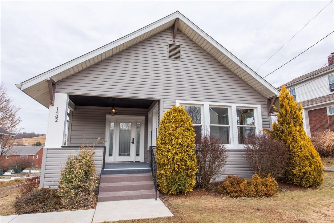 Hancock Ave, Apollo, PA 15613