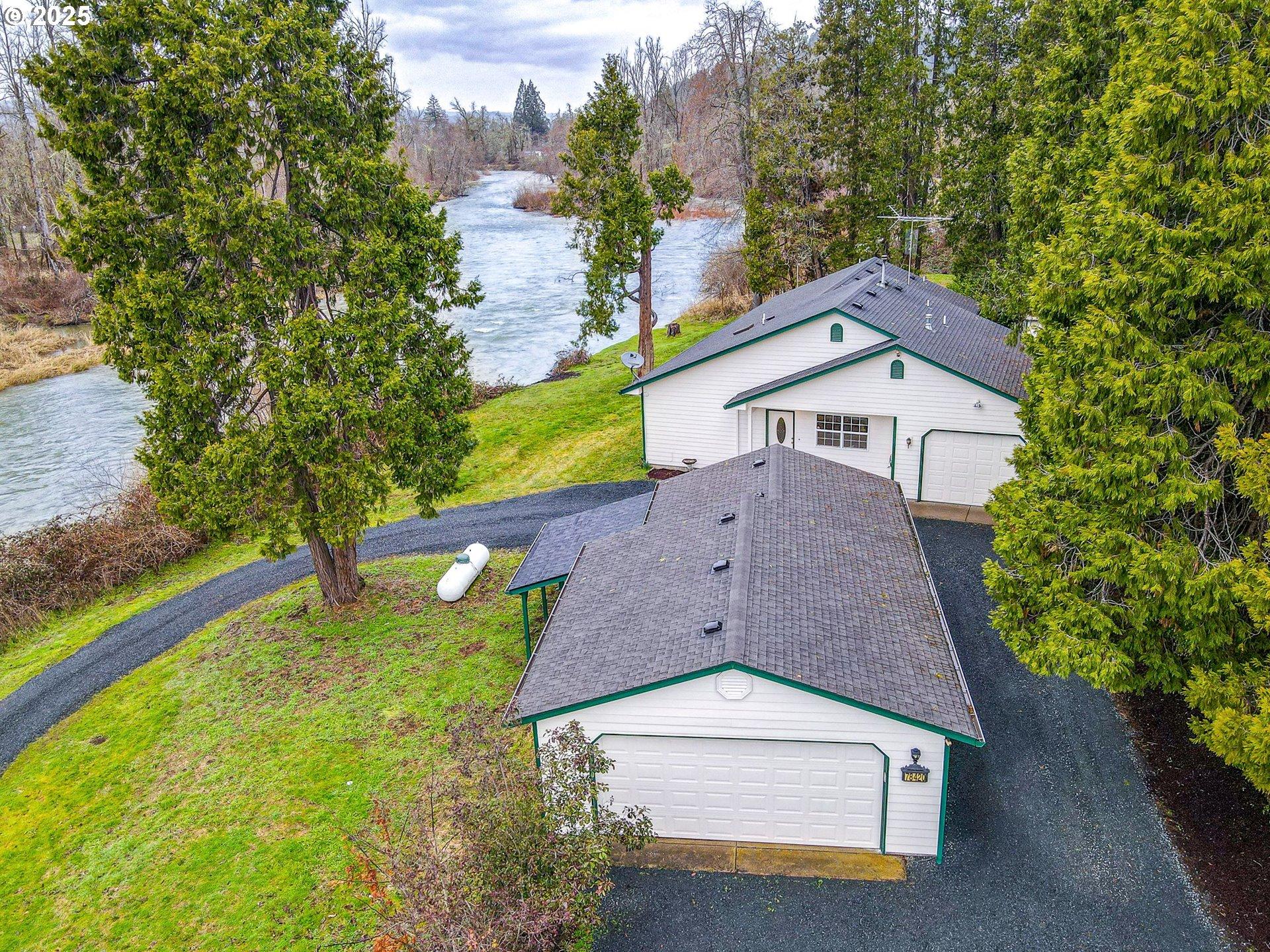 Sears Rd, Cottage Grove, OR 97424