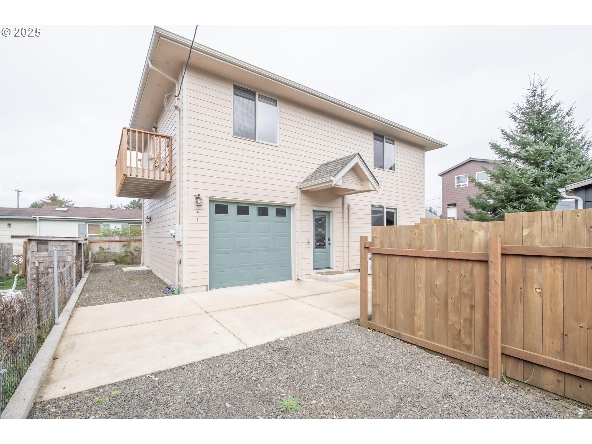 Fern St, Gleneden Beach, OR 97388