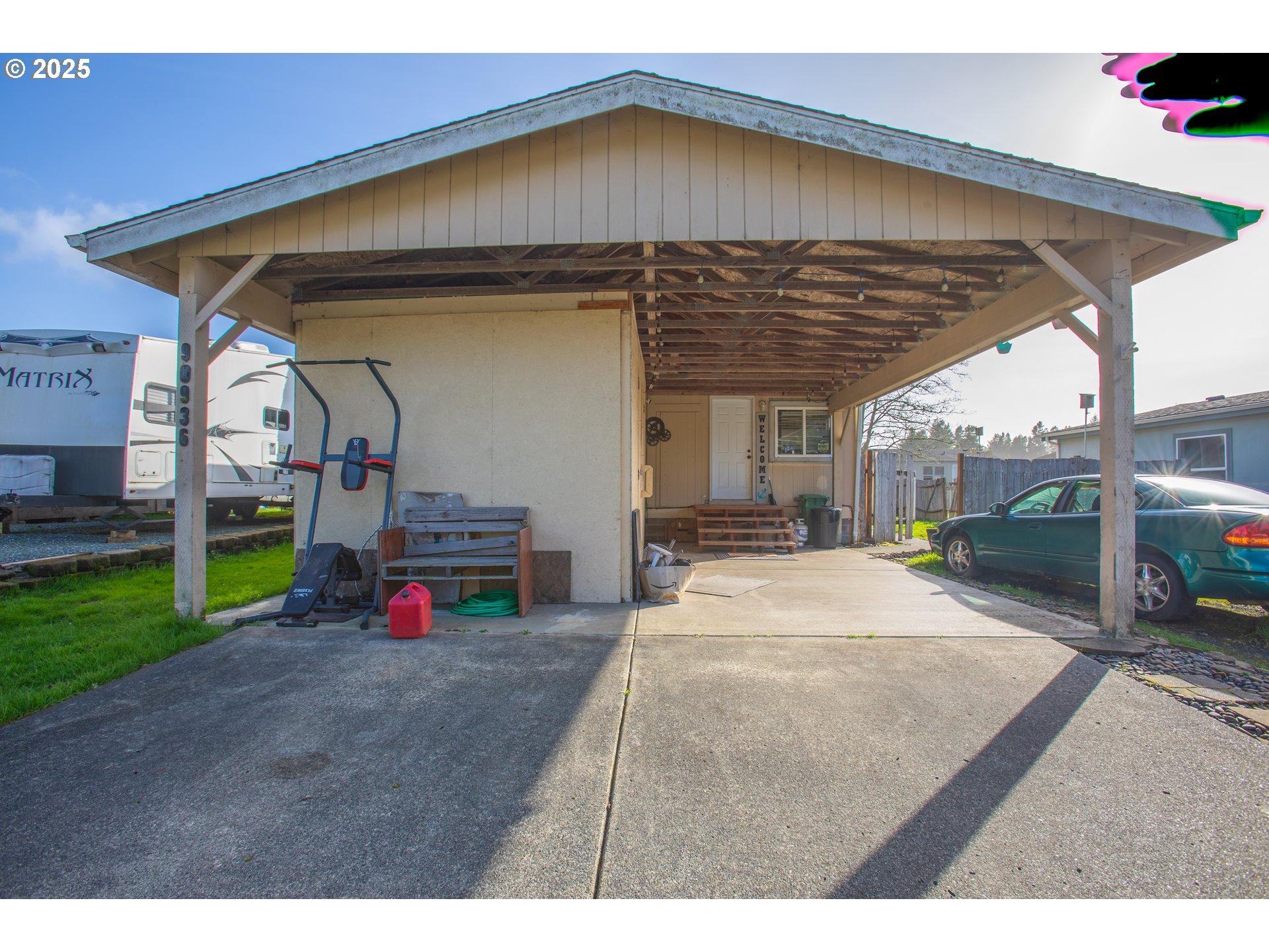 Windy Ln, Coos Bay, OR 97420