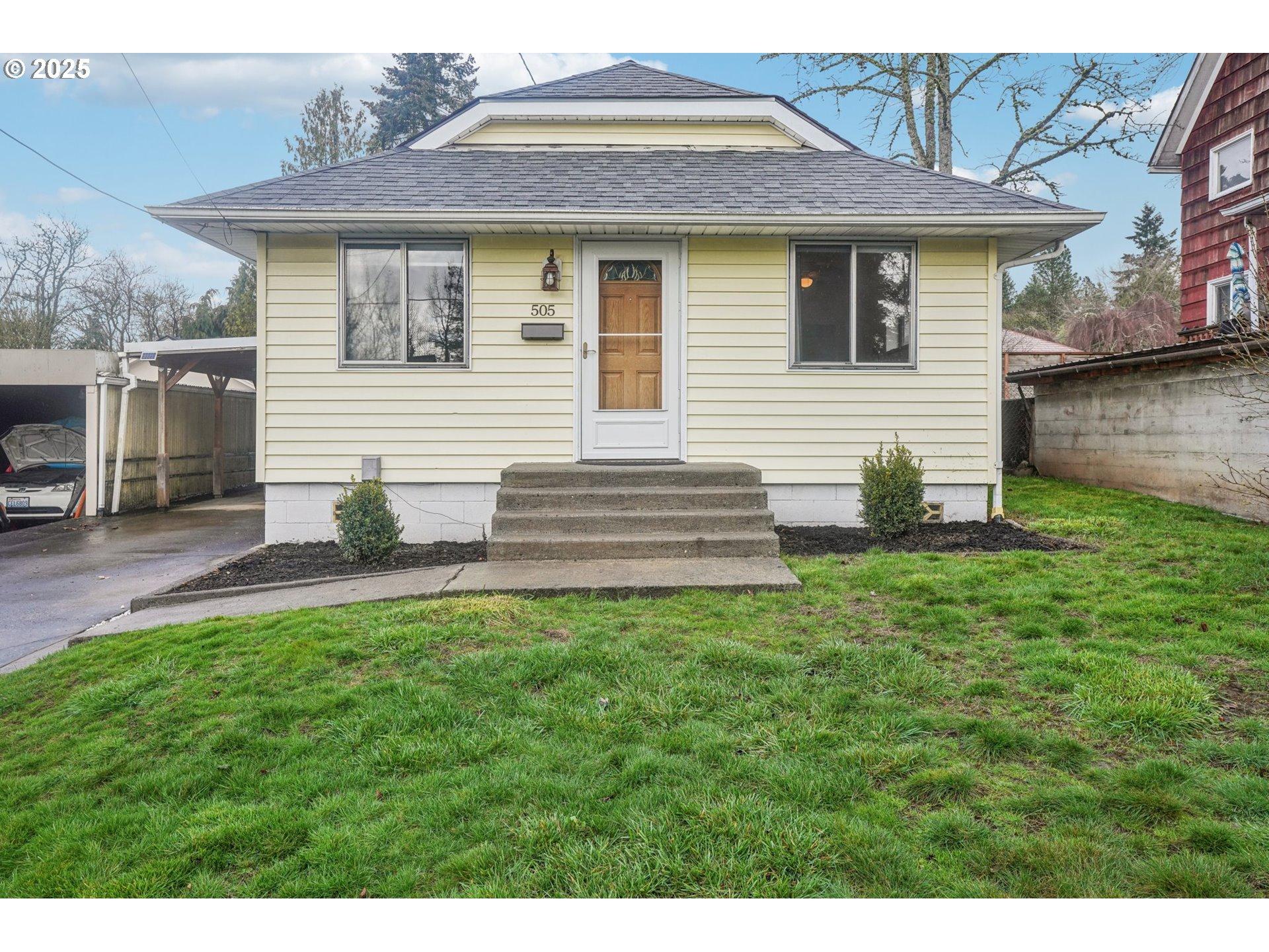 Burcham St, Kelso, WA 98626