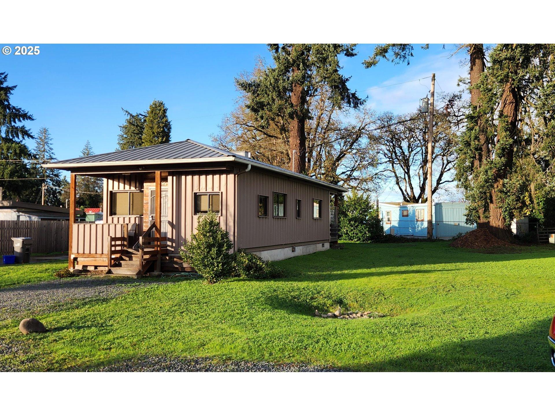 E 20th Ave, Eugene, OR 97403