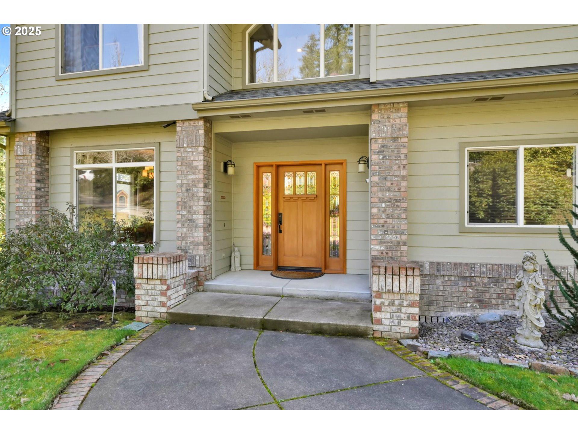 Solar Heights Dr, Eugene, OR 97405