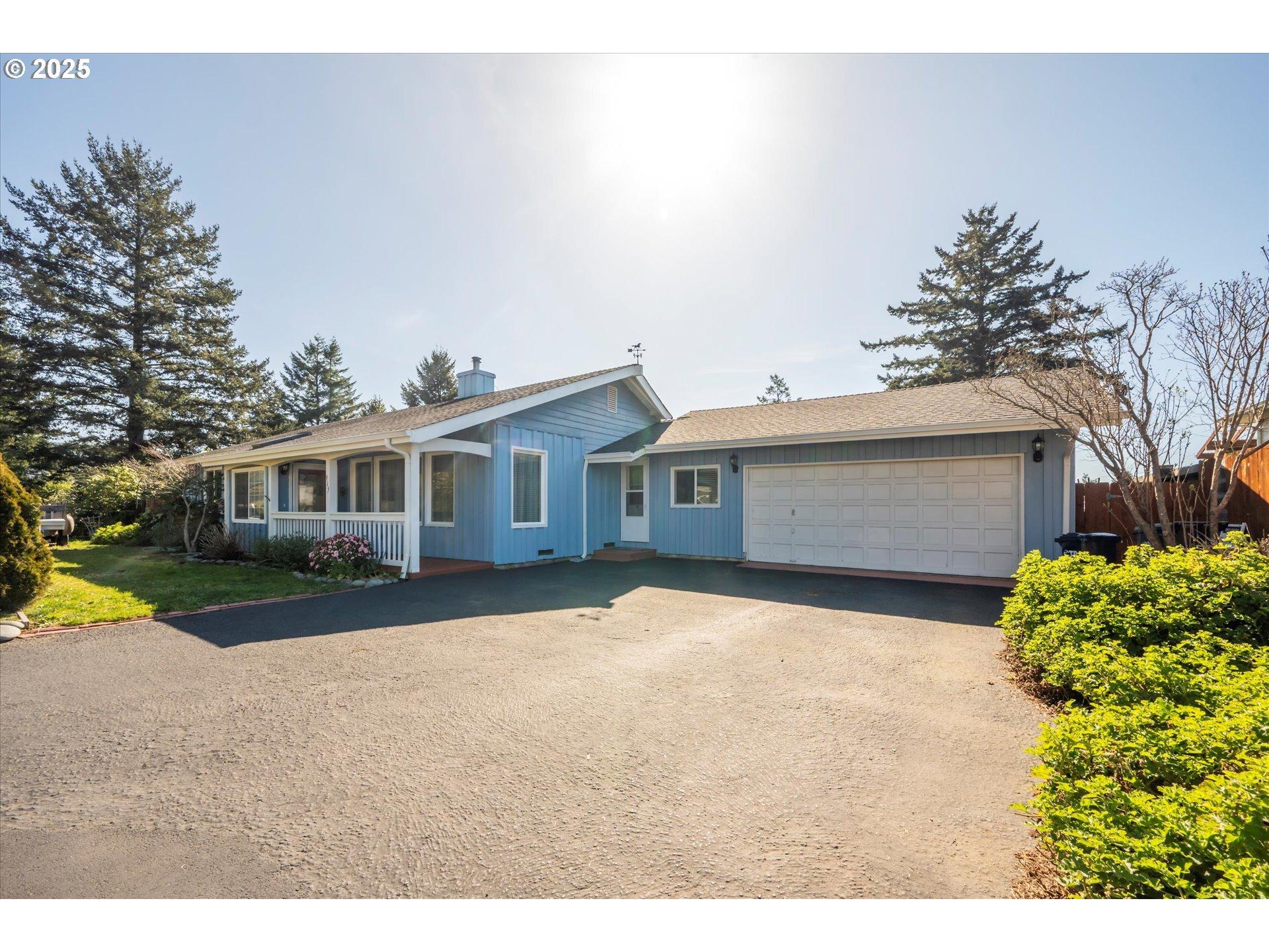 Ransom Ave, Brookings, OR 97415