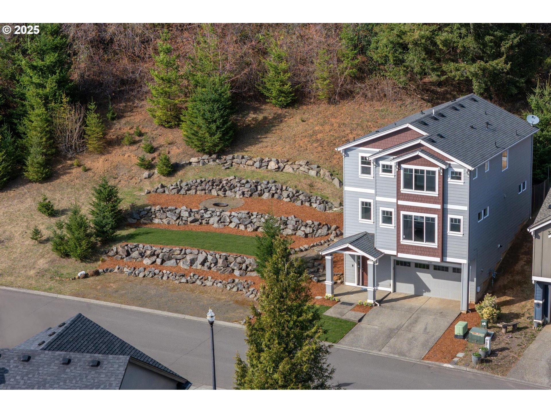 Z St, Washougal, WA 98671