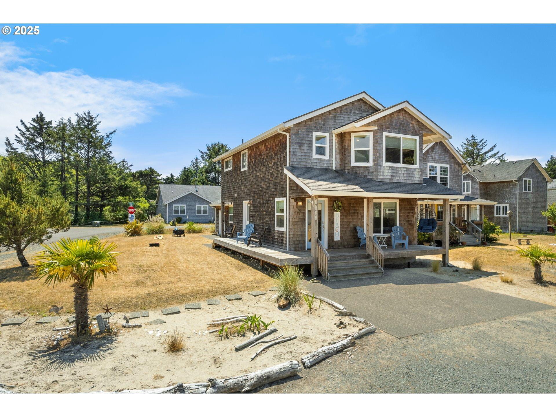 Donald St, Rockaway Beach, OR 97136
