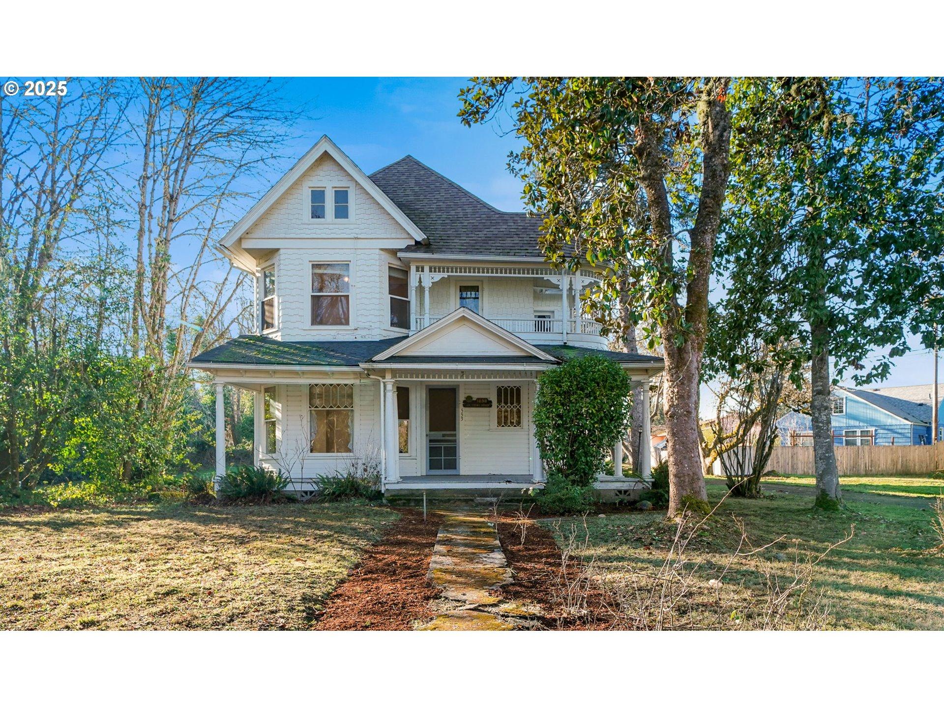 S River Rd, Cottage Grove, OR 97424