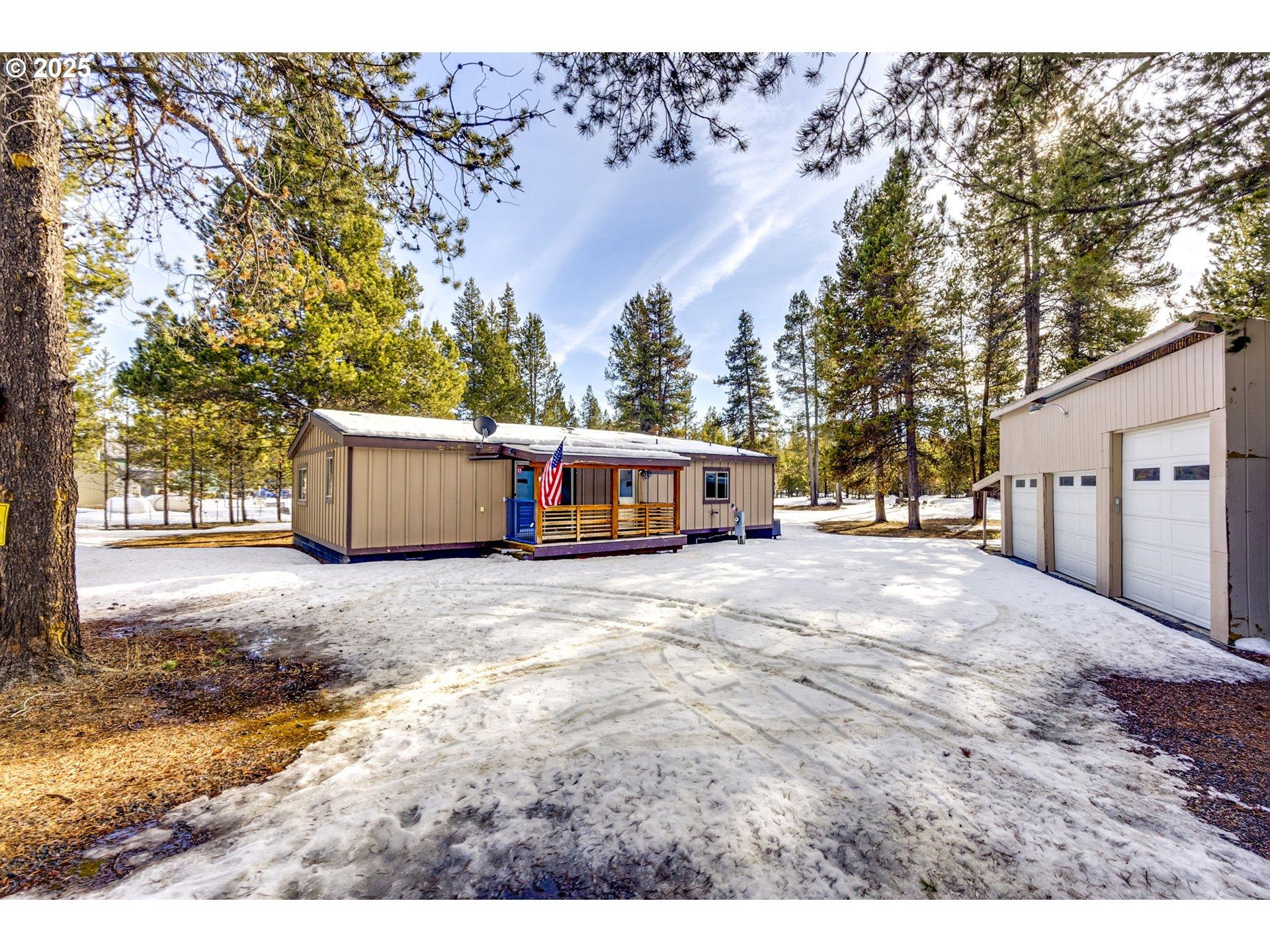 Hawks Lair Rd, La Pine, OR 97739