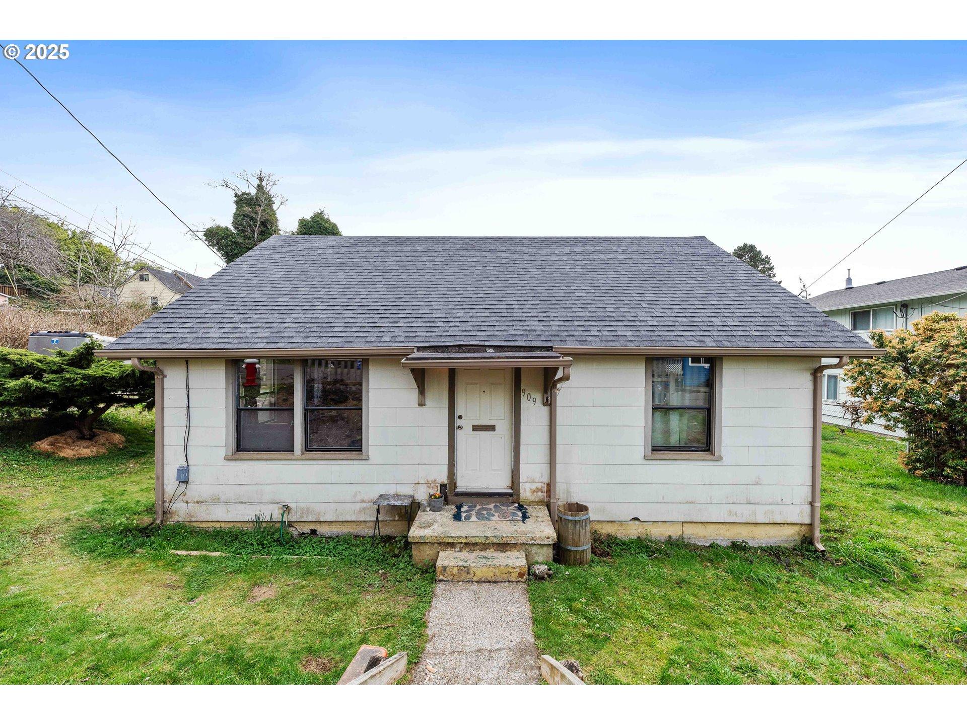 State St, North Bend, OR 97459
