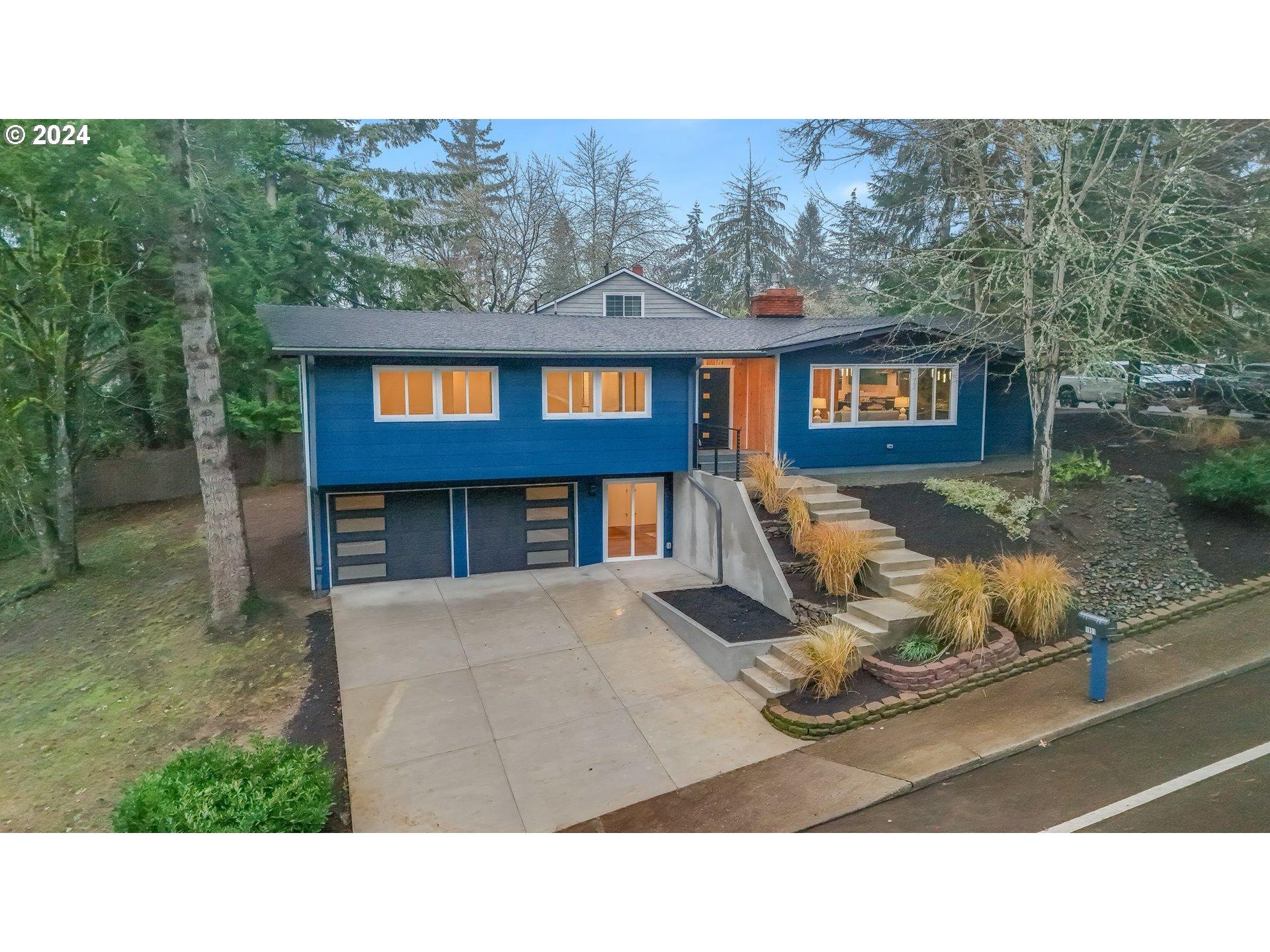 Greentree Rd, Lake Oswego, OR 97034