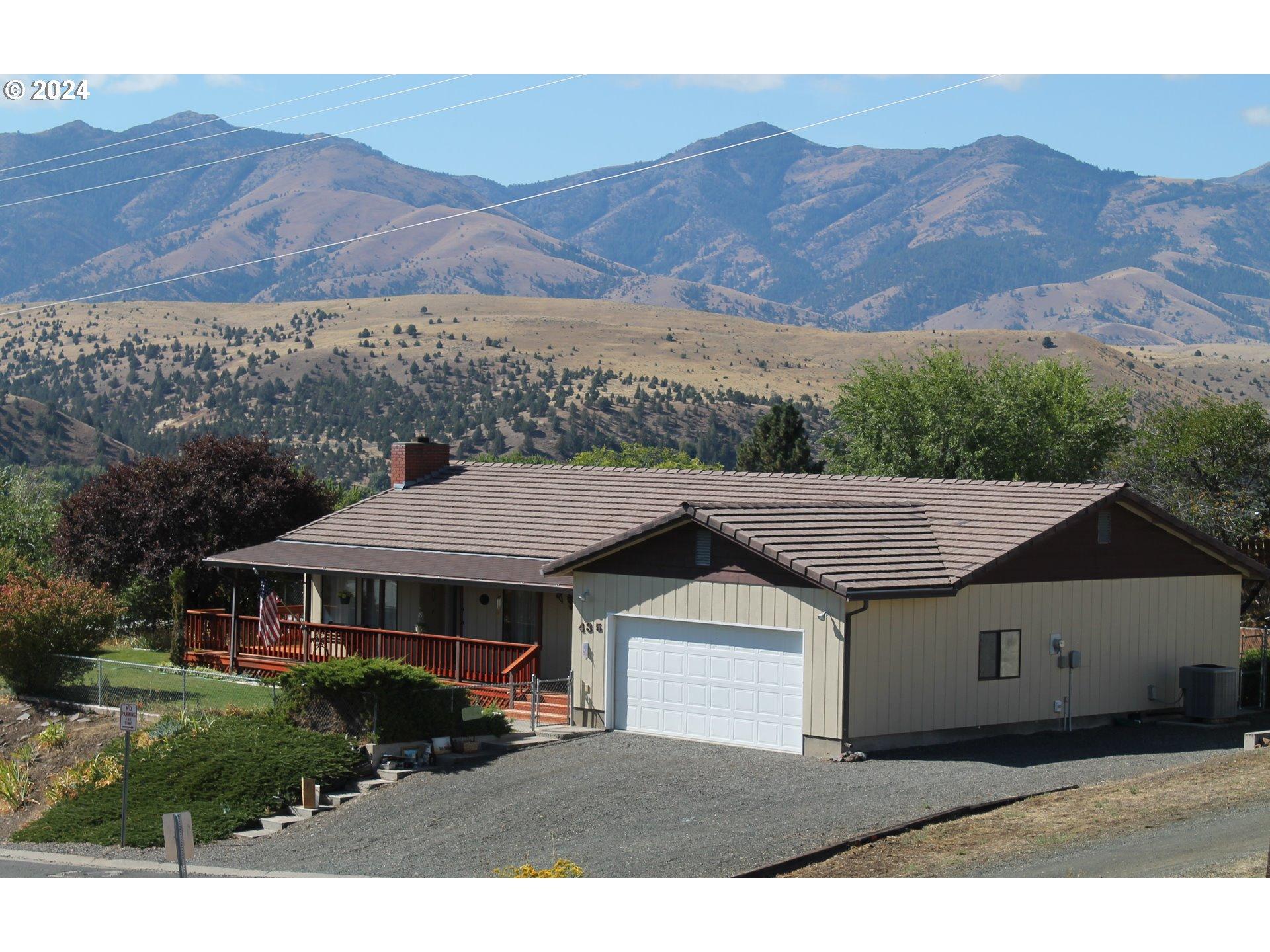 Highlan Dr, Mount Vernon, OR 97865