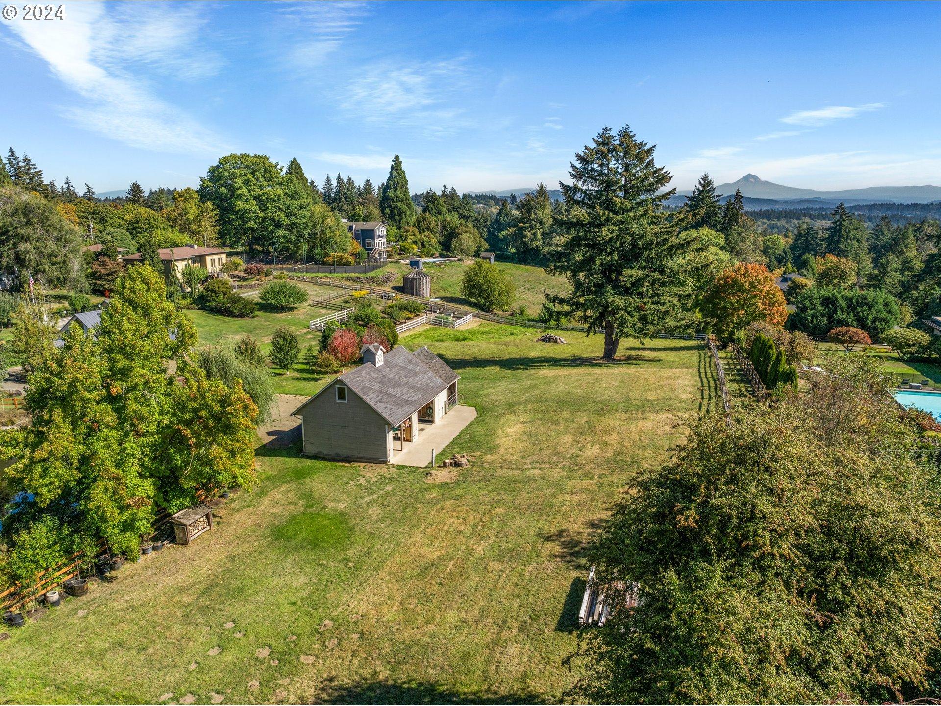 Englewood Dr, Lake Oswego, OR 97034