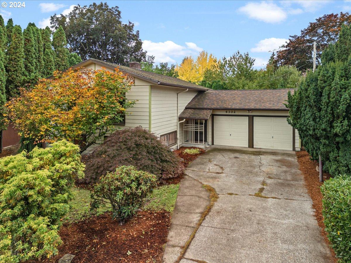 Se Fieldcrest Dr, Portland, OR 97222