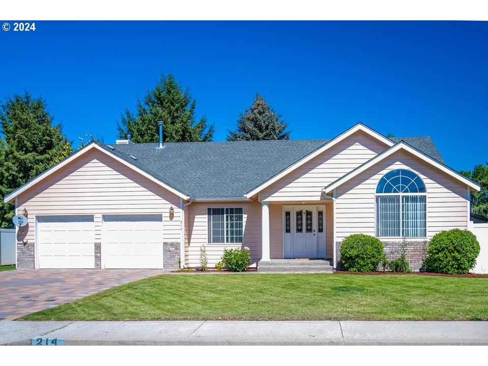 Sw Meadow Lakes Dr, Prineville, OR 97754