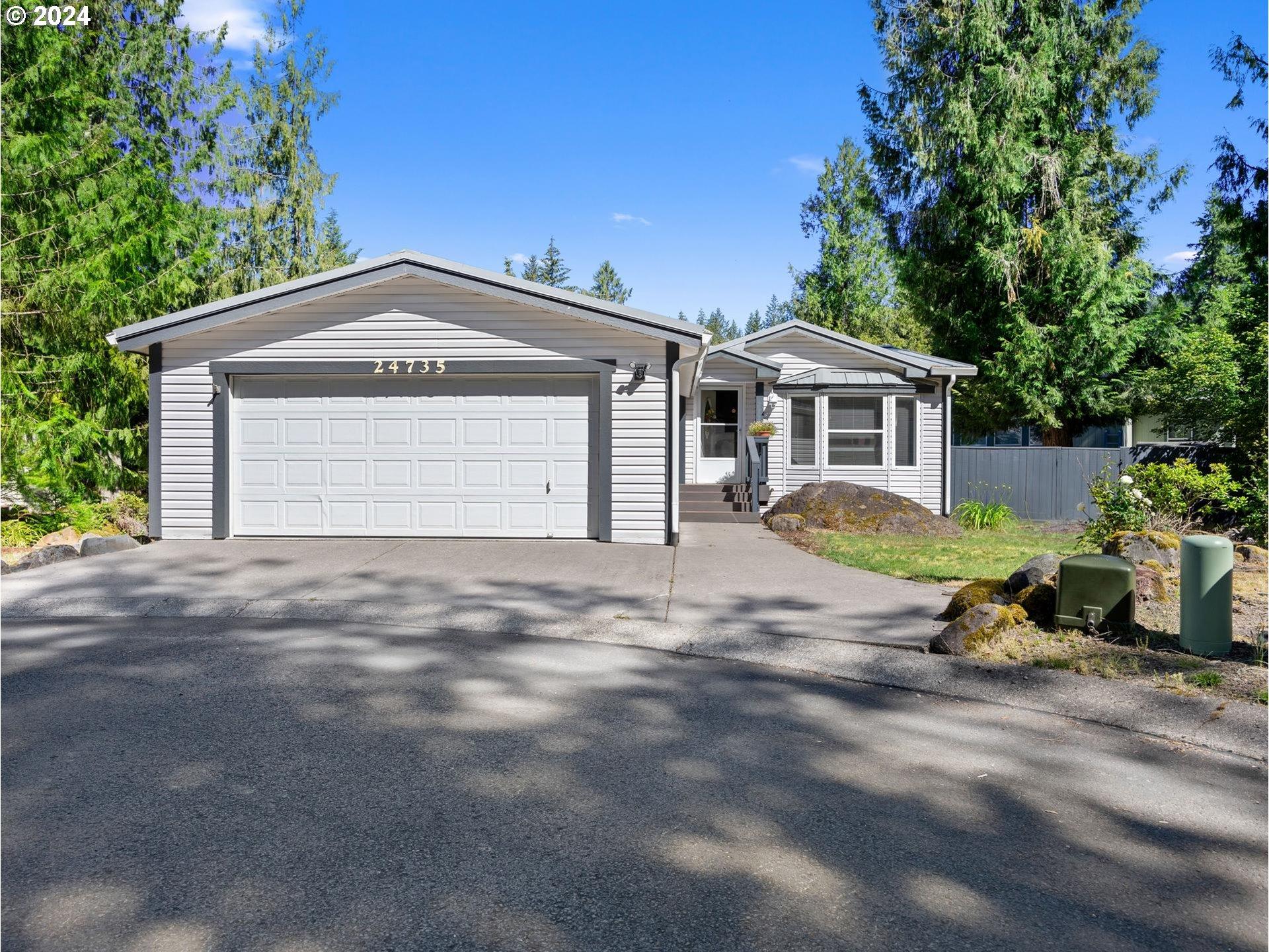 E Cedar Hill Ter, Welches, OR 97067