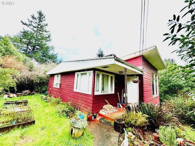 Ohio Ave, North Bend, OR 97459