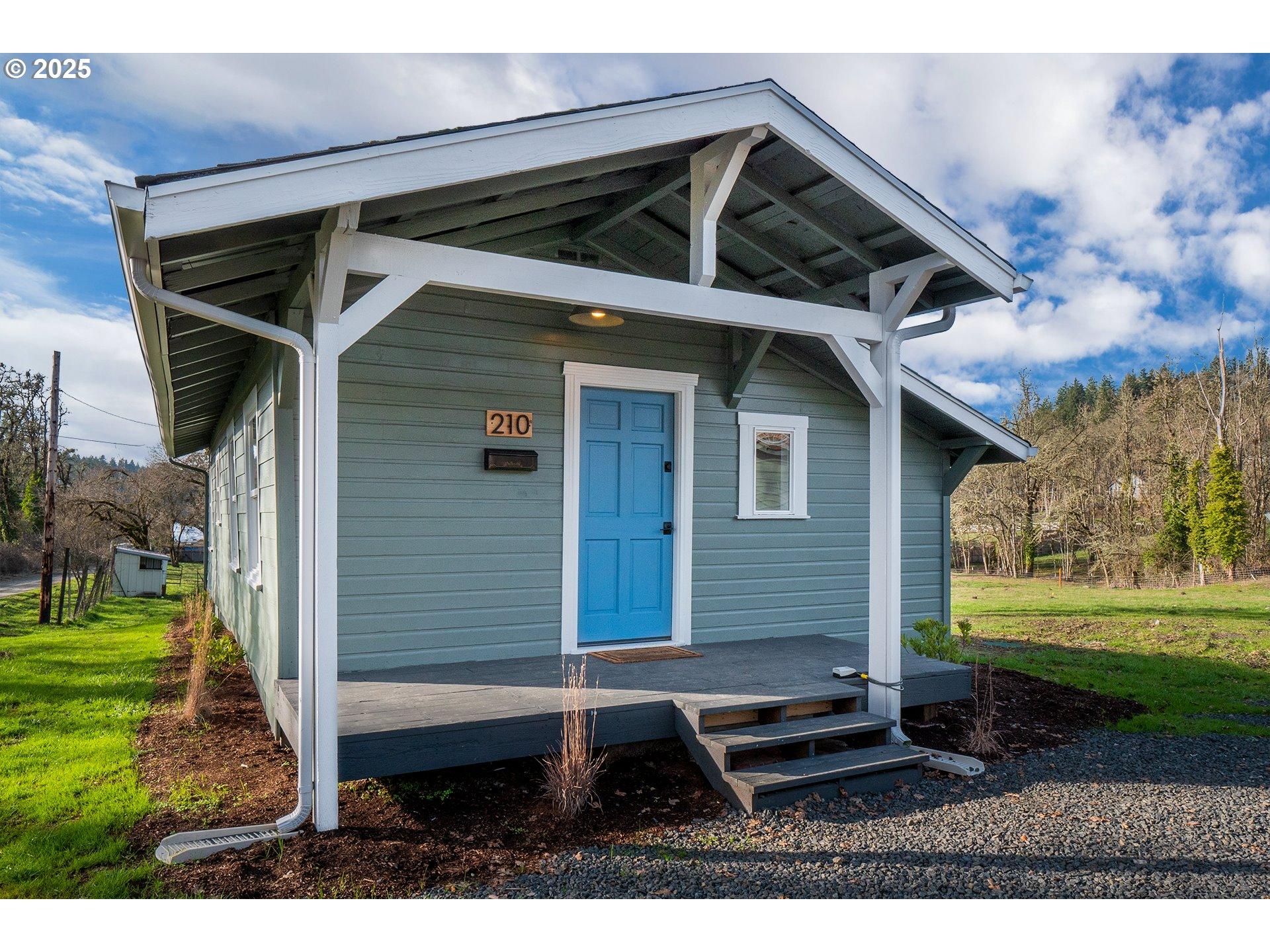 Dorris St, Springfield, OR 97477