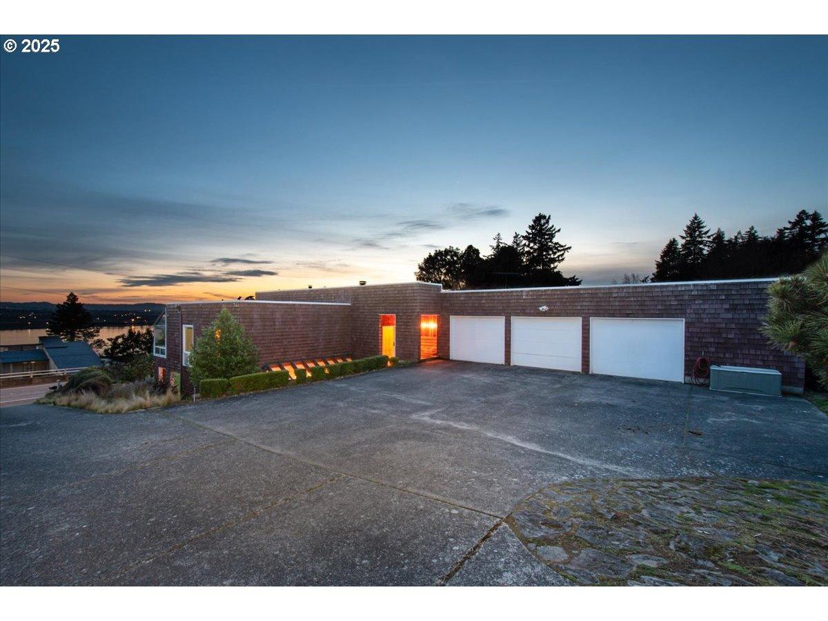 E Evergreen Blvd, Vancouver, WA 98661
