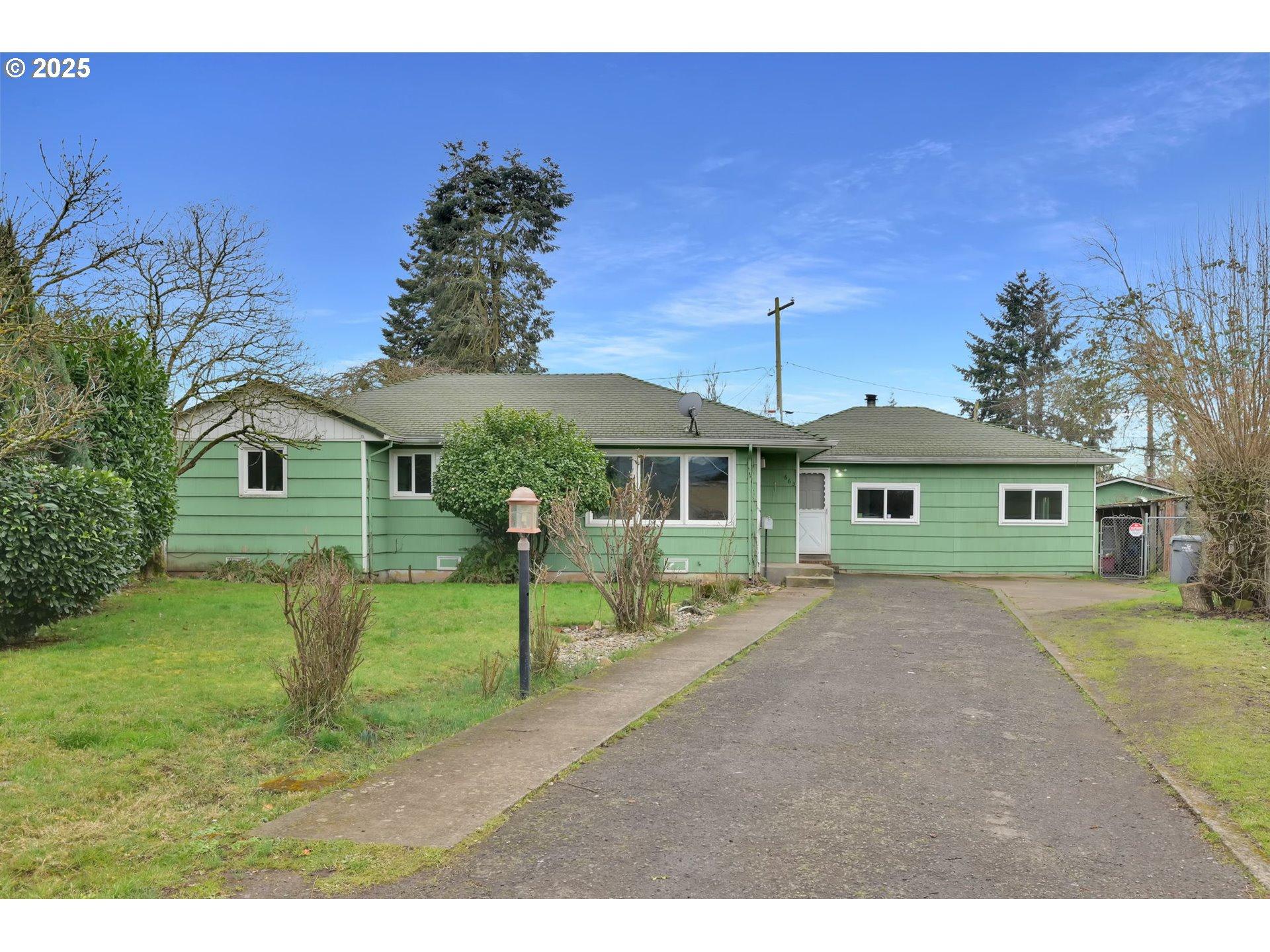 Swan Ct, Springfield, OR 97477