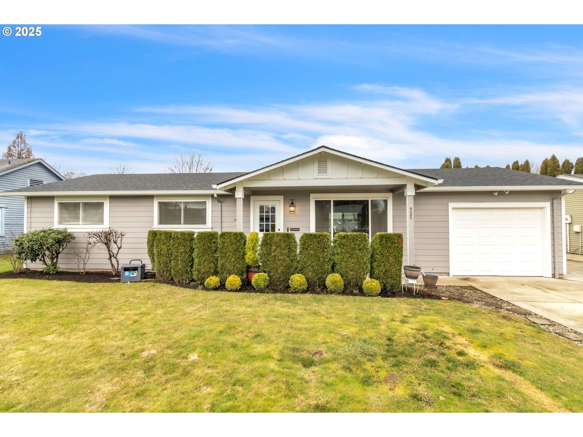 S Magnolia St, Cornelius, OR 97113
