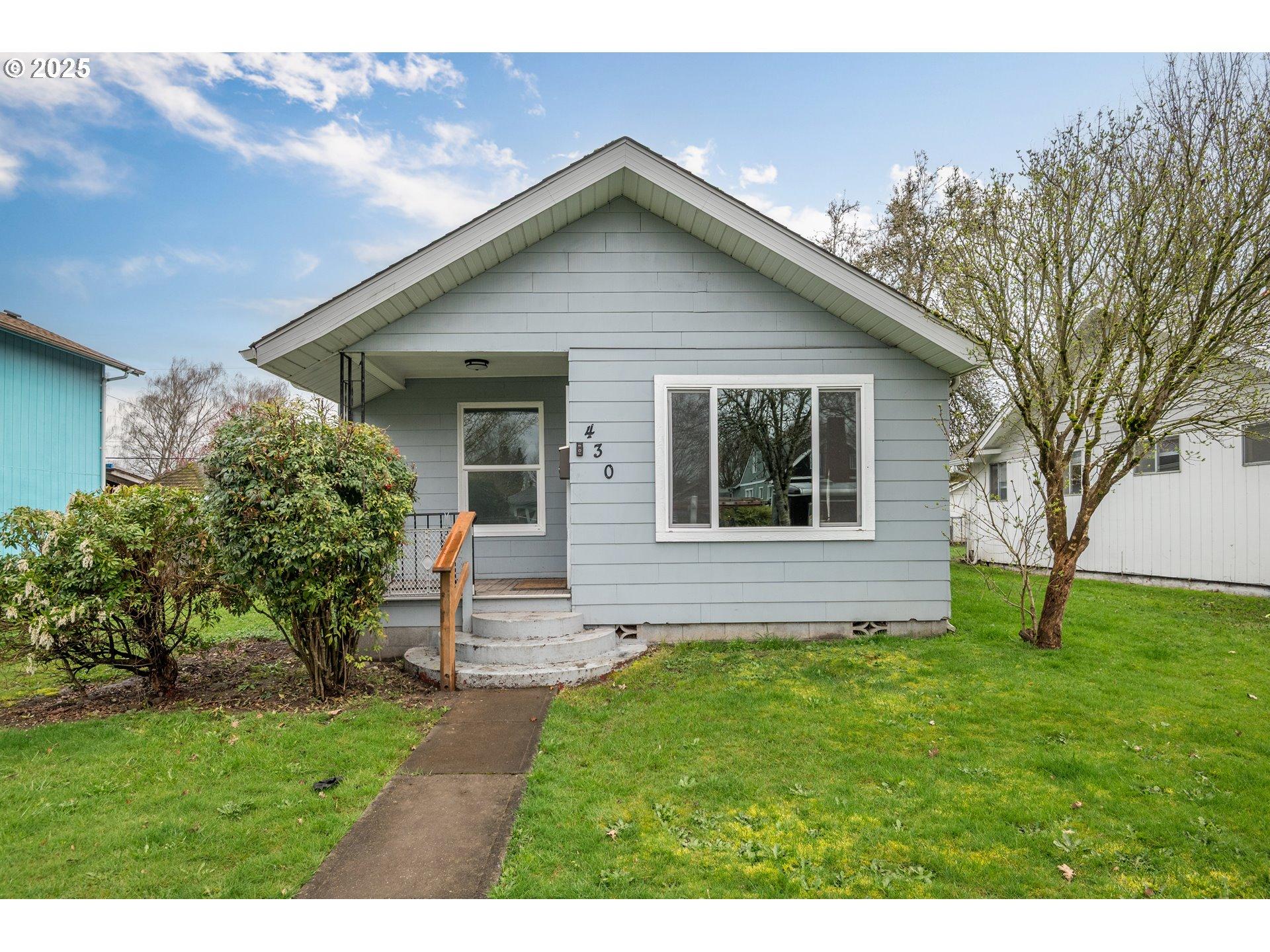 17th Ave, Longview, WA 98632