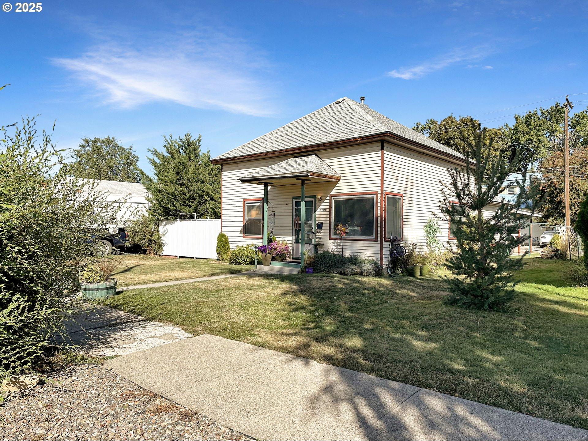 3rd St, Baker City, OR 97814
