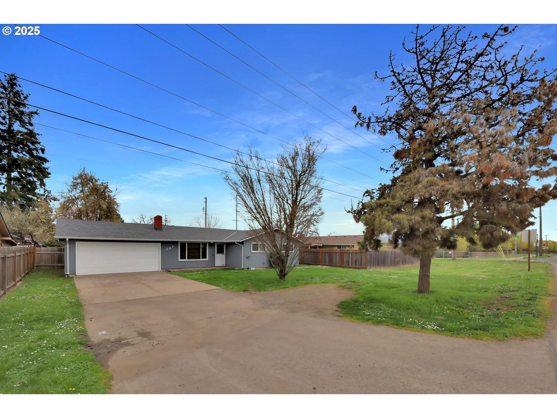 Division Ave, Eugene, OR 97404