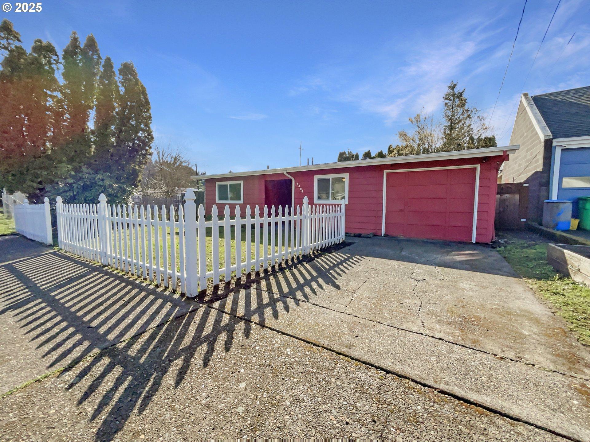 Ne Milton St, Portland, OR 97220