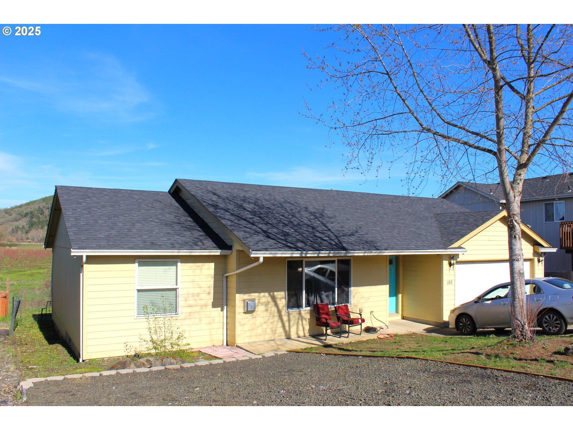 Se Lebleu Ln, Winston, OR 97496