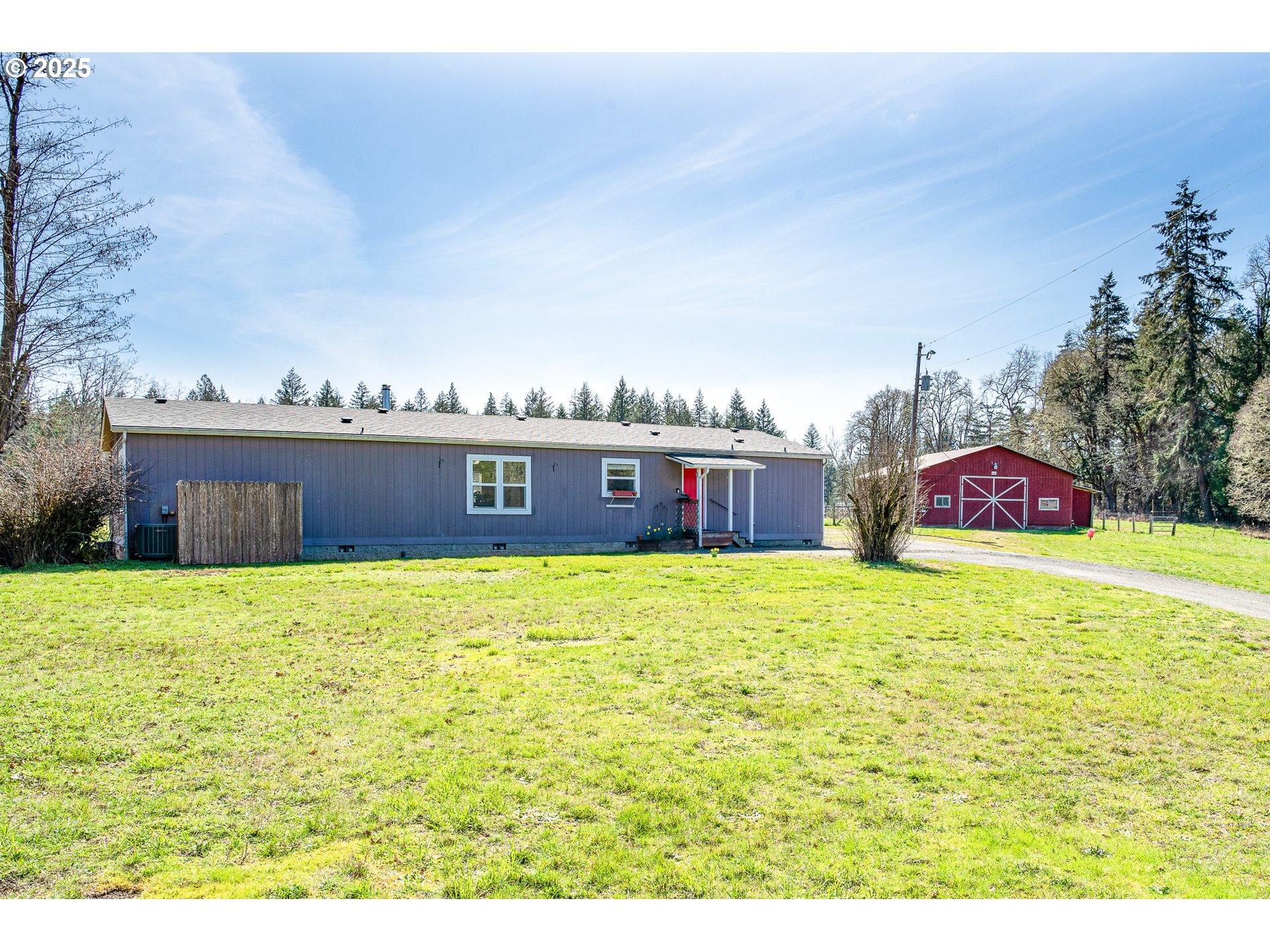 Cinnabar Ln, Veneta, OR 97487