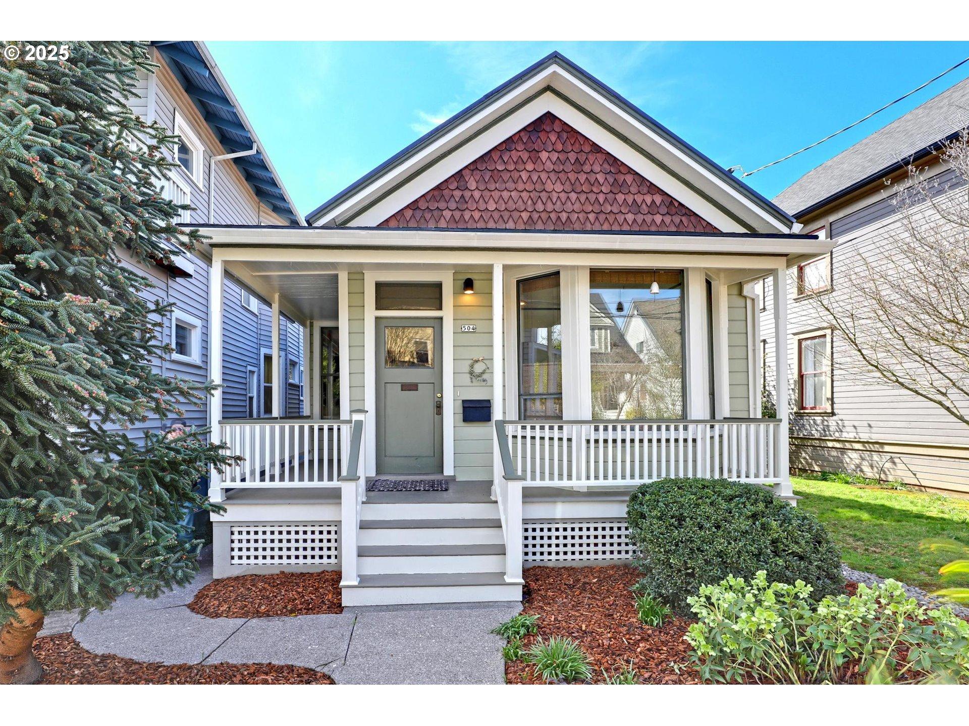 Ne Thompson St, Portland, OR 97212