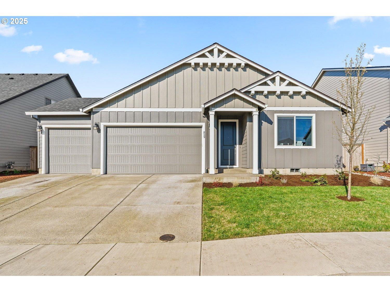Farmington Dr, Junction City, OR 97448
