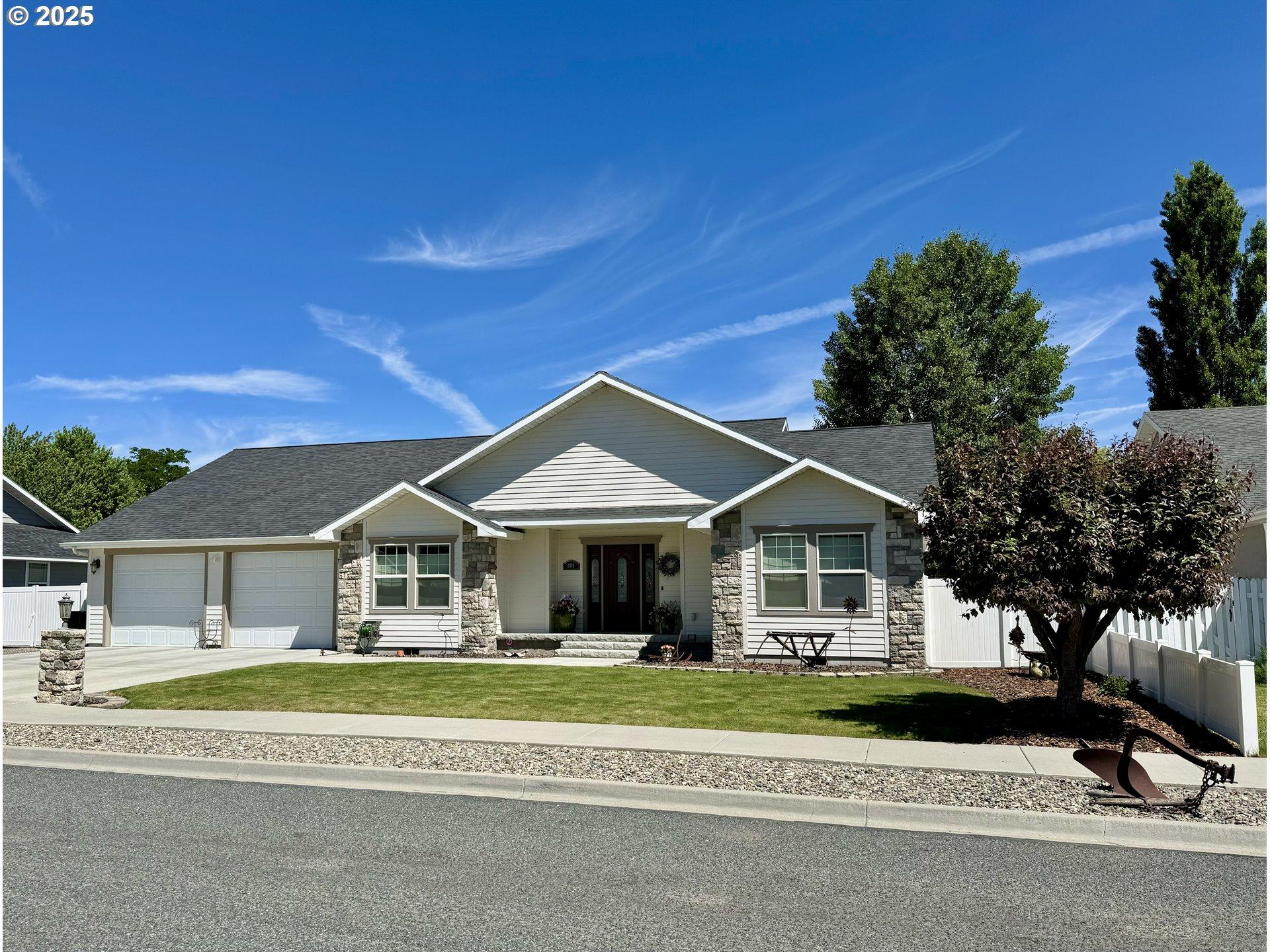 G St, Baker City, OR 97814