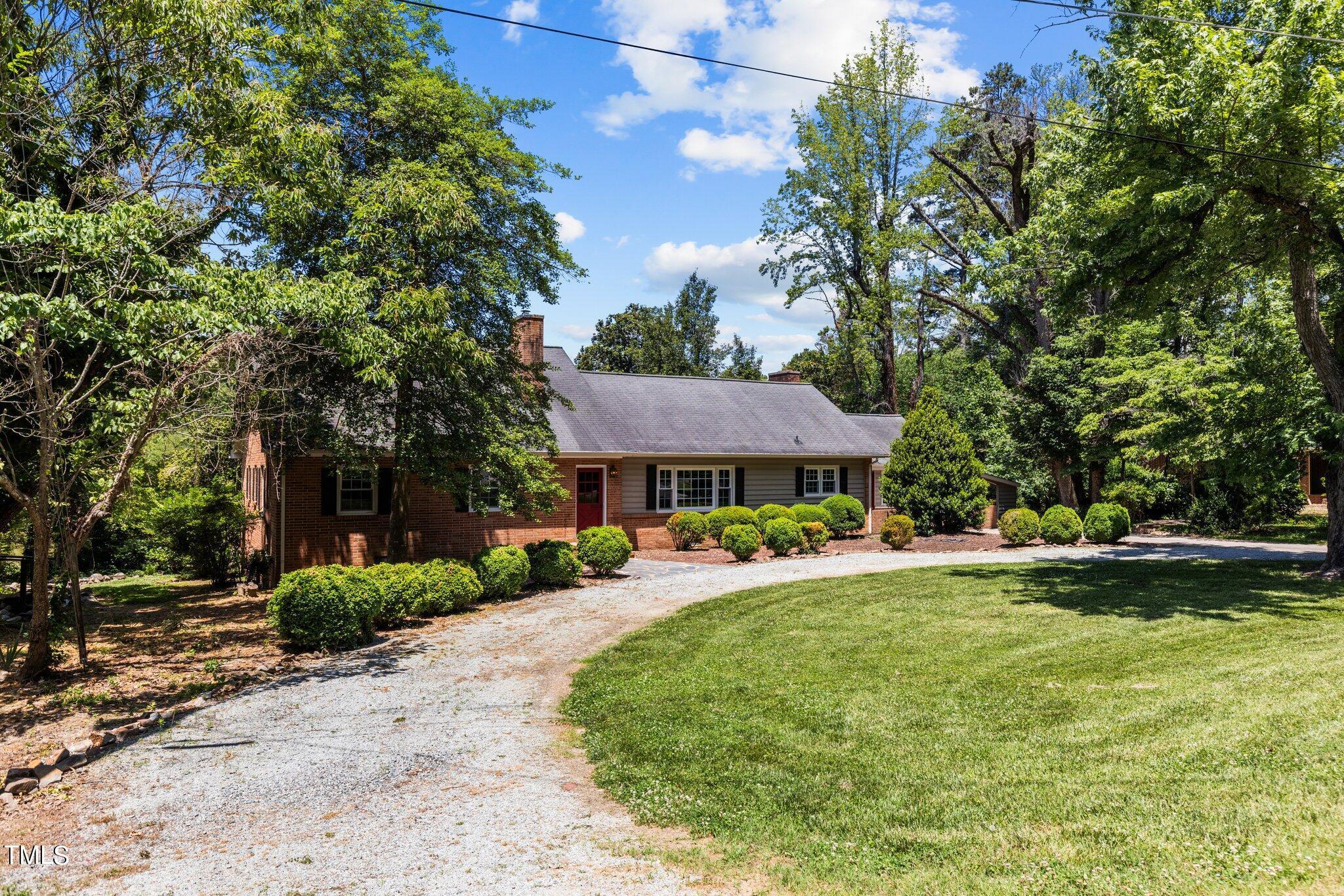 Lake Shore Dr, Roxboro, NC 27573