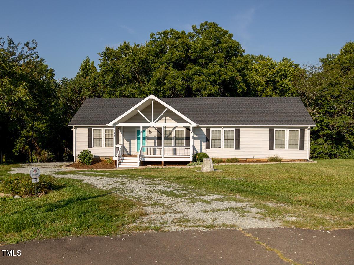 Collin Dr, Roxboro, NC 27574