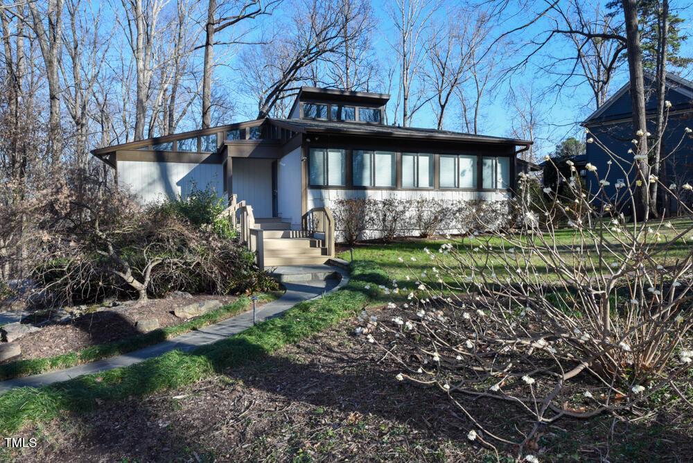 W Lake Anne Dr, Raleigh, NC 27612