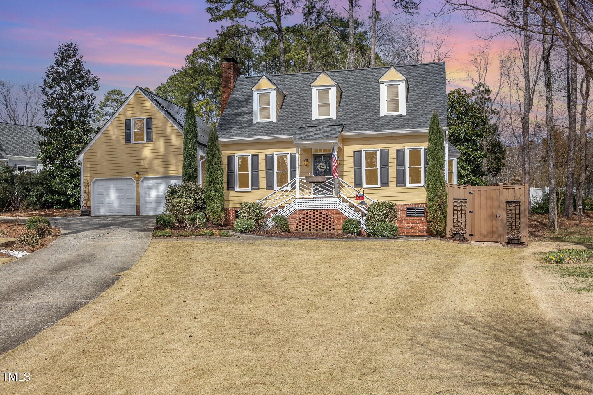 Carolyn Ct, Cary, NC 27511