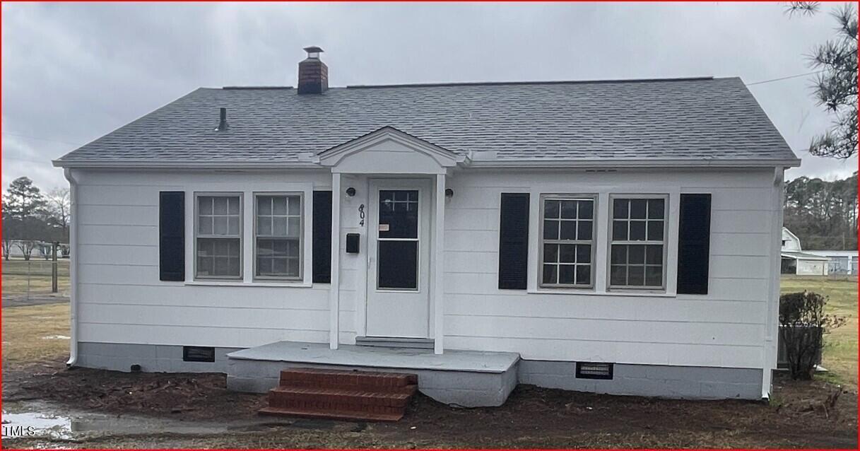 S Sampson Ave, Dunn, NC 28334
